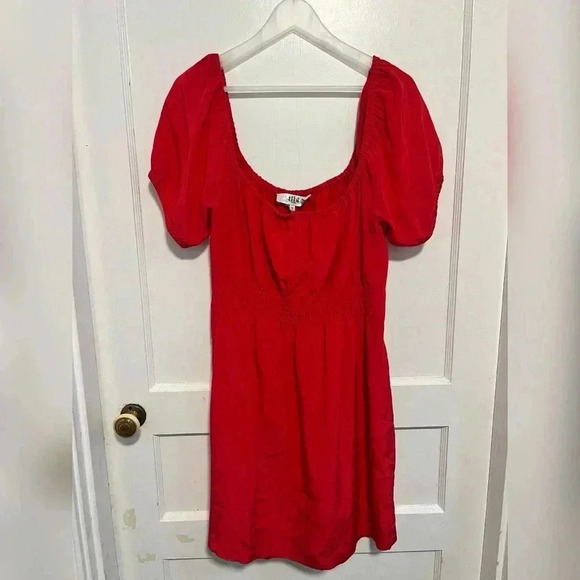 Tibi New York Red Silk Short Sleeve Baby Doll Holiday Dress Size $395 - Picture 1 of 5